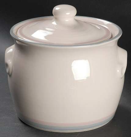 Aura Pink Bean Pot & Lid