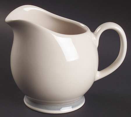 Aura Pink Large Gravy Boat/Pitcher