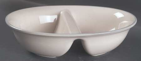Aura Pink 10" Oval Divided Vegetable Bowl