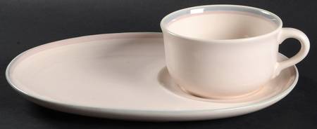 Aura Pink Snack Tray & Soup Mug Set