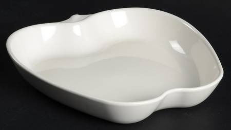 Basic White Apple Shaped Baker