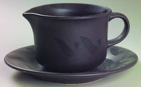 Black Pinwheels Gravy Boat & Underplate