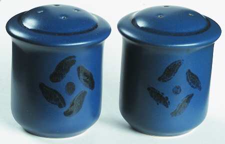 Blue Pinwheels Salt & Pepper Set