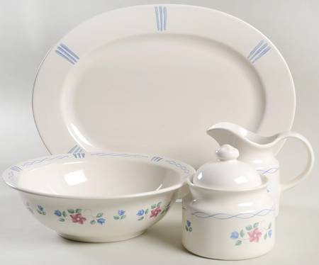 Bonnie Brae 5 Piece Hostess Set