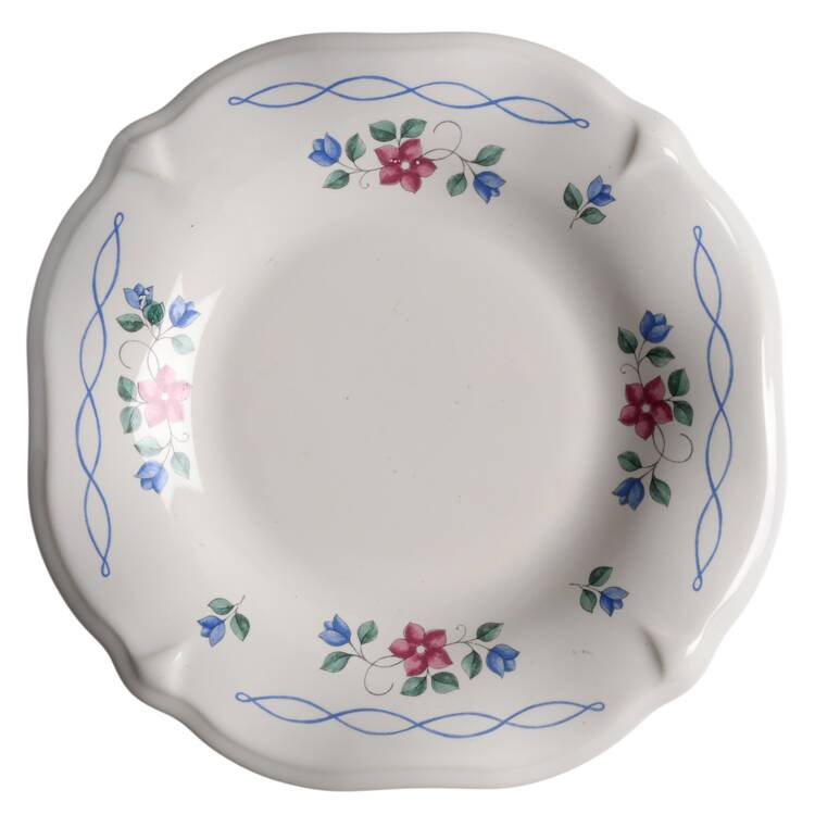 Bonnie Brae Sculpted Luncheon Plate
