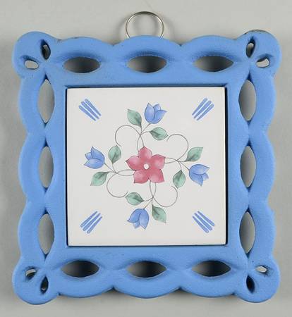 Bonnie Brae Metal Frame Square Trivet