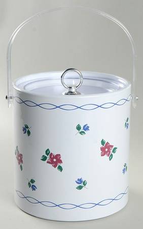 Bonnie Brae Plastic Ice Bucket & Lid