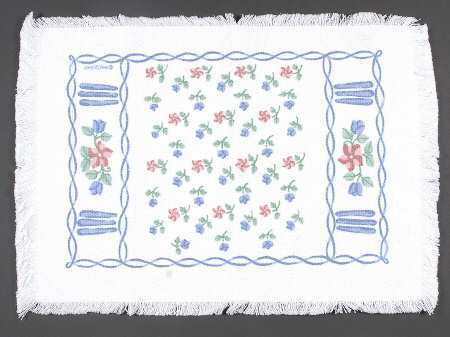 Bonnie Brae Cloth Placemat