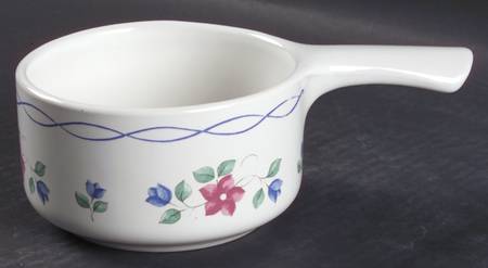 Bonnie Brae Round Handled Bowl
