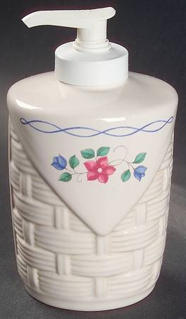 Bonnie Brae Lotion Dispenser