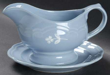 Bouquet Round Gravy Boat & Underplate (Salad Plate)