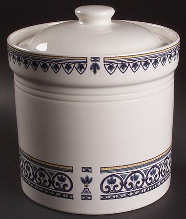 Capistrano Extra Large Canister & Lid