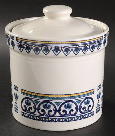 Capistrano Small Canister & Lid