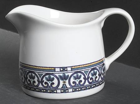 Capistrano Gravy Boat