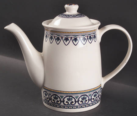 Capistrano Coffee Pot & Lid
