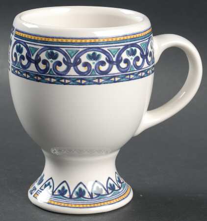 Capistrano Pedestal Mug