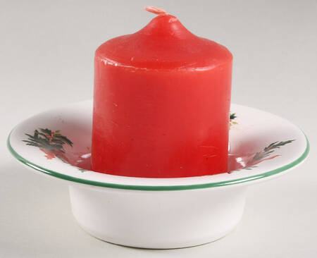 Christmas Heritage Solitude Candleholder with Candle
