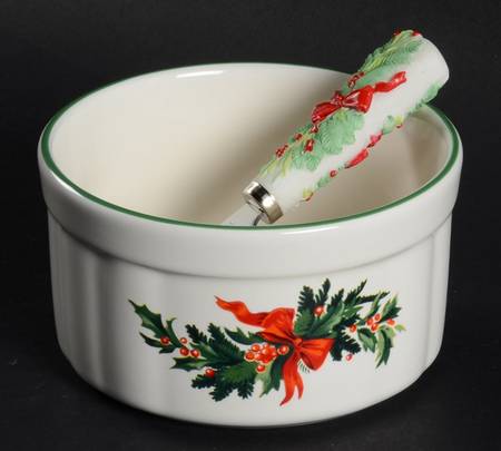 Christmas Heritage Dip Bowl & Spreader Set
