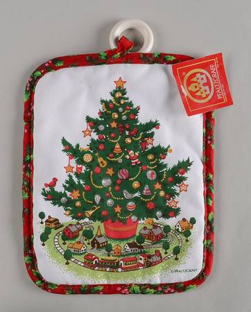 Christmas Heritage Cloth Potholder