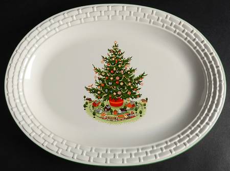 Christmas Heritage 14" Oval Basketweave Serving Platter