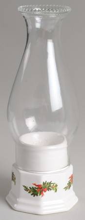 Christmas Heritage Hurricane Lamp & Globe