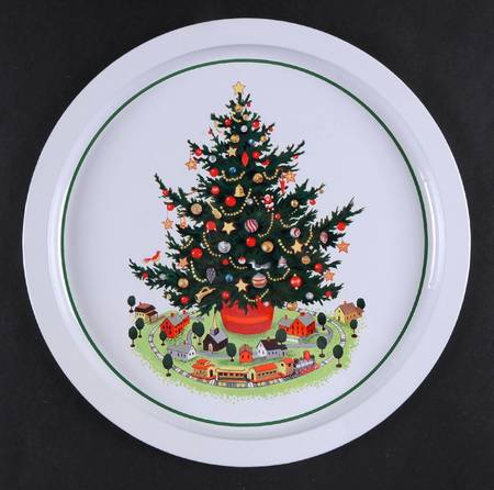 Christmas Heritage 13" Metal Round Tray