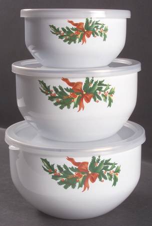 Christmas Heritage (3 Pc) Metal Bowl Set & Lid (5 3/4",7",7 3/4")