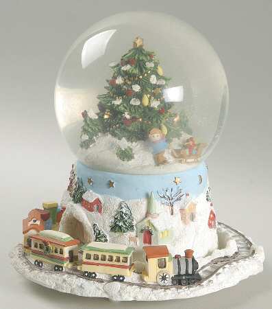 Christmas Heritage Snow Globe