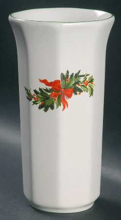 Christmas Heritage 7" Vase