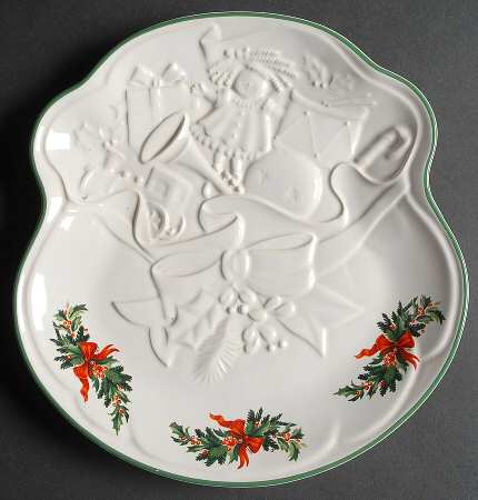 Christmas Heritage Embossed Bag of Toys Plate