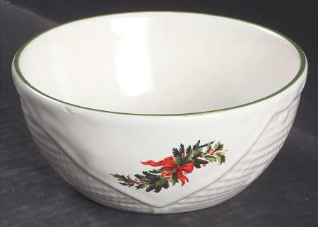 Christmas Heritage Small Basket Bowl