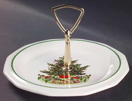 Christmas Heritage Round Serving Plate with Handle (LP)