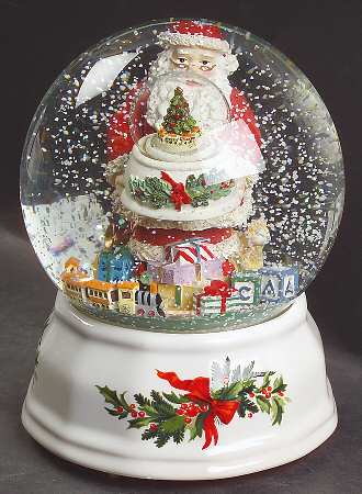 Christmas Heritage Snow Globe