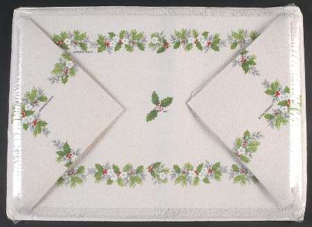 Christmas Heirloom Cloth Placemat & Napkin Set - Set of 4