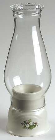 Christmas Heirloom Hurricane Lamp & Globe