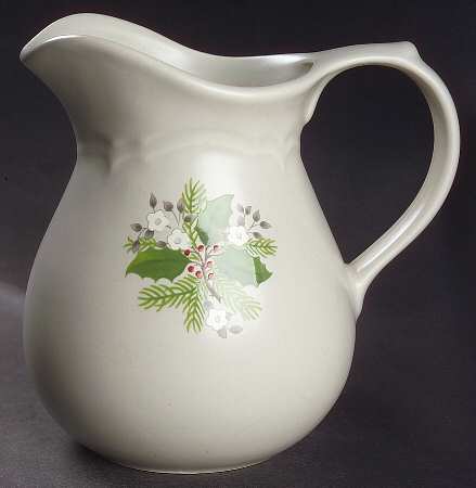 Christmas Heirloom 32 Oz Pitcher