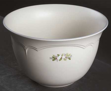 Christmas Heirloom Entertaining Bowl