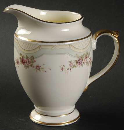 Claridge Creamer