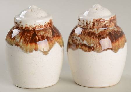 Country Casual Salt & Pepper Set