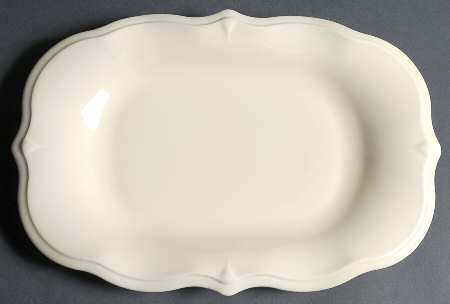 Color Medley Buff Matte Bread Tray
