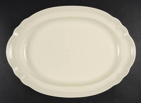 Color Medley Buff Matte 14" Oval Serving Platter