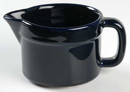 Compatibles Oatmeal and Blueberry Gravy Boat