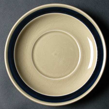 Compatibles Oatmeal and Blueberry Saucer