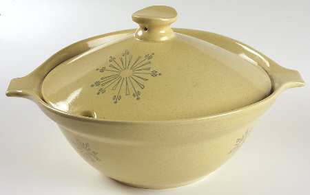 Country Time (Yellow Gray) 2 Qt Round Covered Casserole