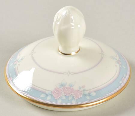Courtenay Lid for Sugar Bowl