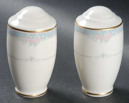 Courtenay Salt & Pepper Set
