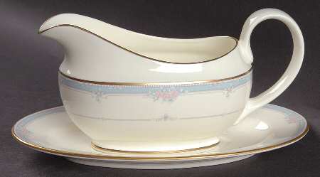 Courtenay Gravy Boat & Underplate
