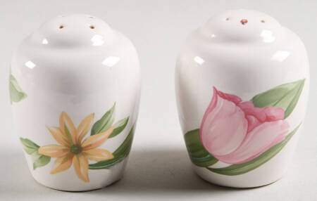 Dahlia Salt & Pepper Set