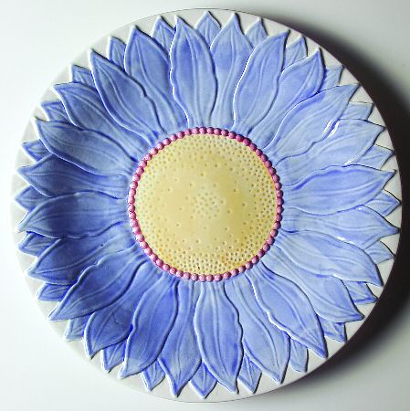 Dahlia 16" Chop Plate (Round Platter)