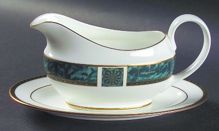 Emerald Radiance Gravy Boat & Underplate (Relish/Butter)